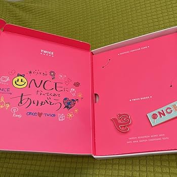 Amazon.co.jp: TWICE ファンクラブ 入会特典 : おもちゃ